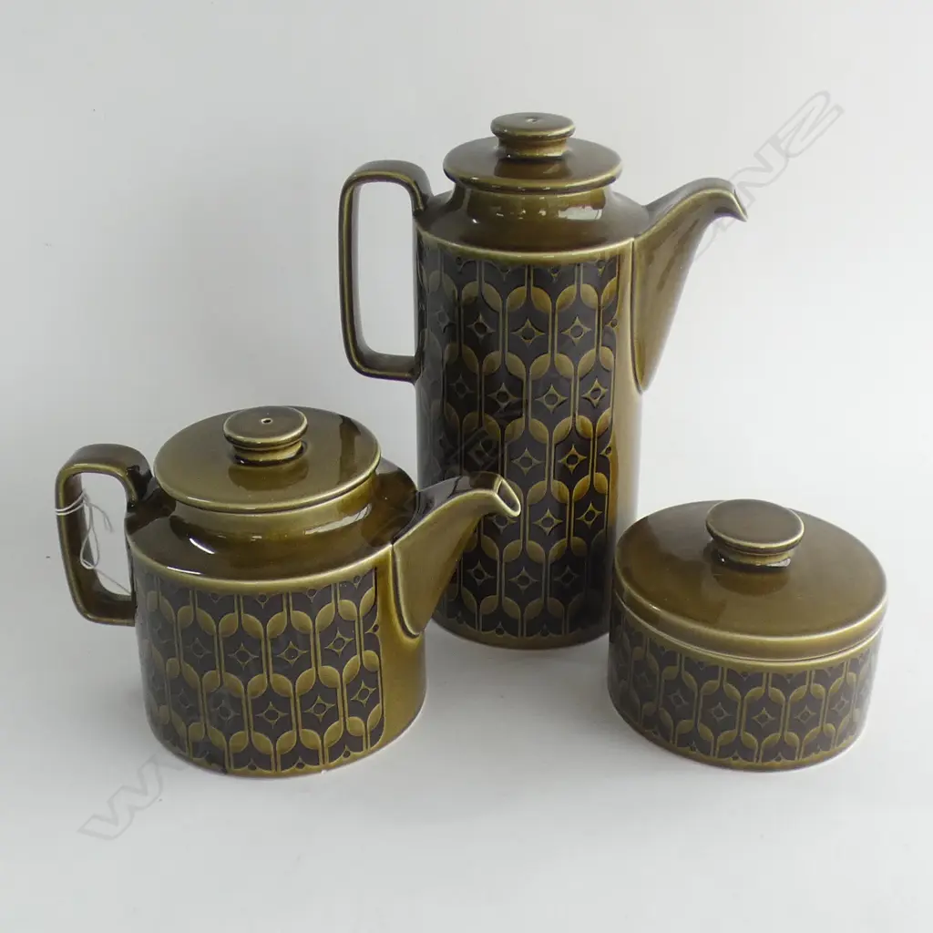 3 PCS HORNSEA GREEN HEIRLOOM - TEAPOT, COFFEE POT & LIDDED BOWL  Image 1++