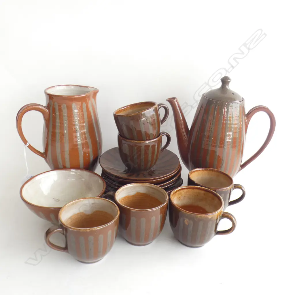 15 PCE STUDIO POTTERY COFFEE SET; 6x C/S, BOWL + COFFEE POT & JUG Image 1++