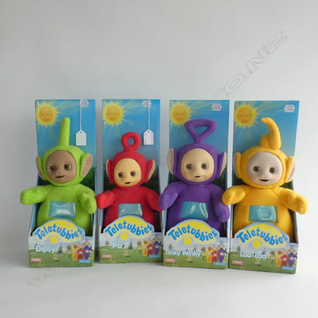 4 COLLECTABLE PLAYSKOOL TELETUBBIES;TINKY WINKY, PO, LAA-LAA & DIPSY, ALL IN ORIGINAL PACKAGING Image 1++