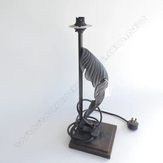 BRONZE STYLISED ACANTHUS LEAF TABLE LAMP (NO SHADE) H.420mm