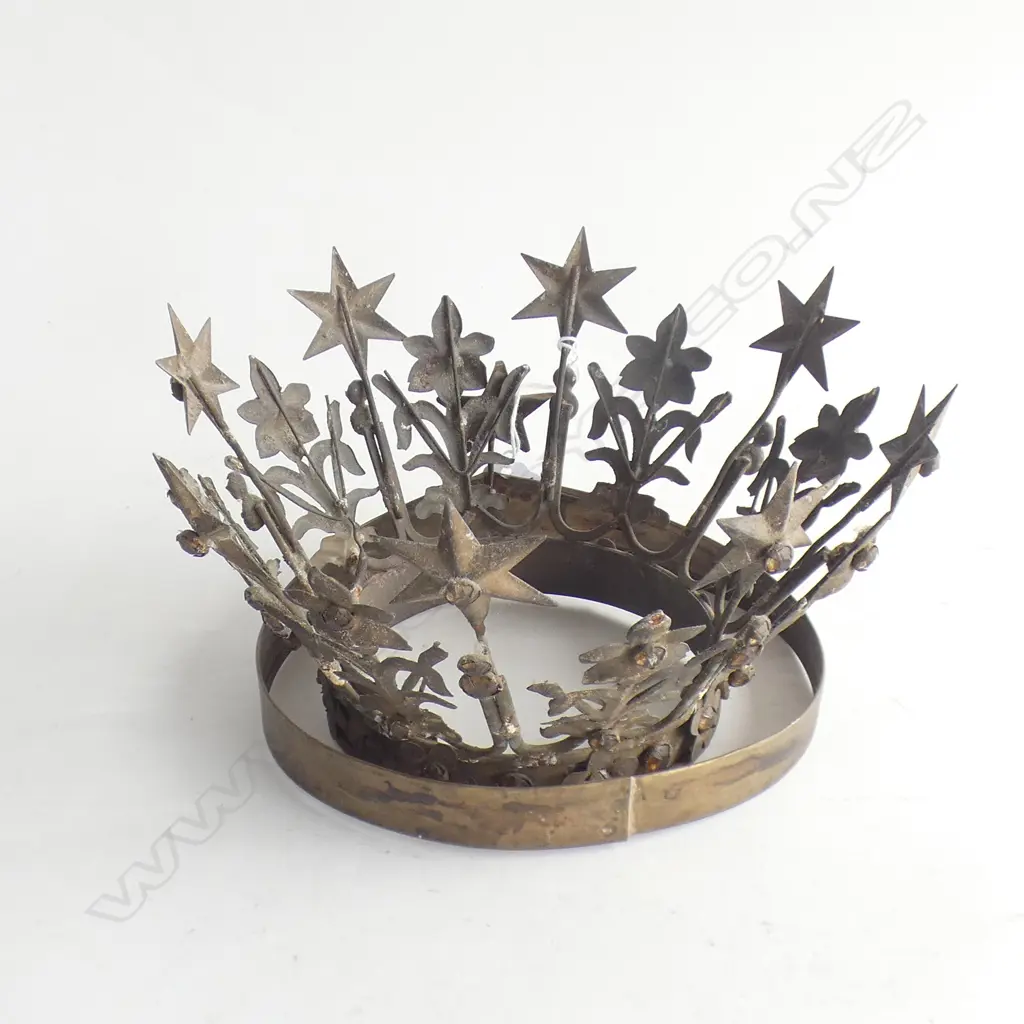 2 VINTAGE METAL CROWNS 200mm dia Image 1++