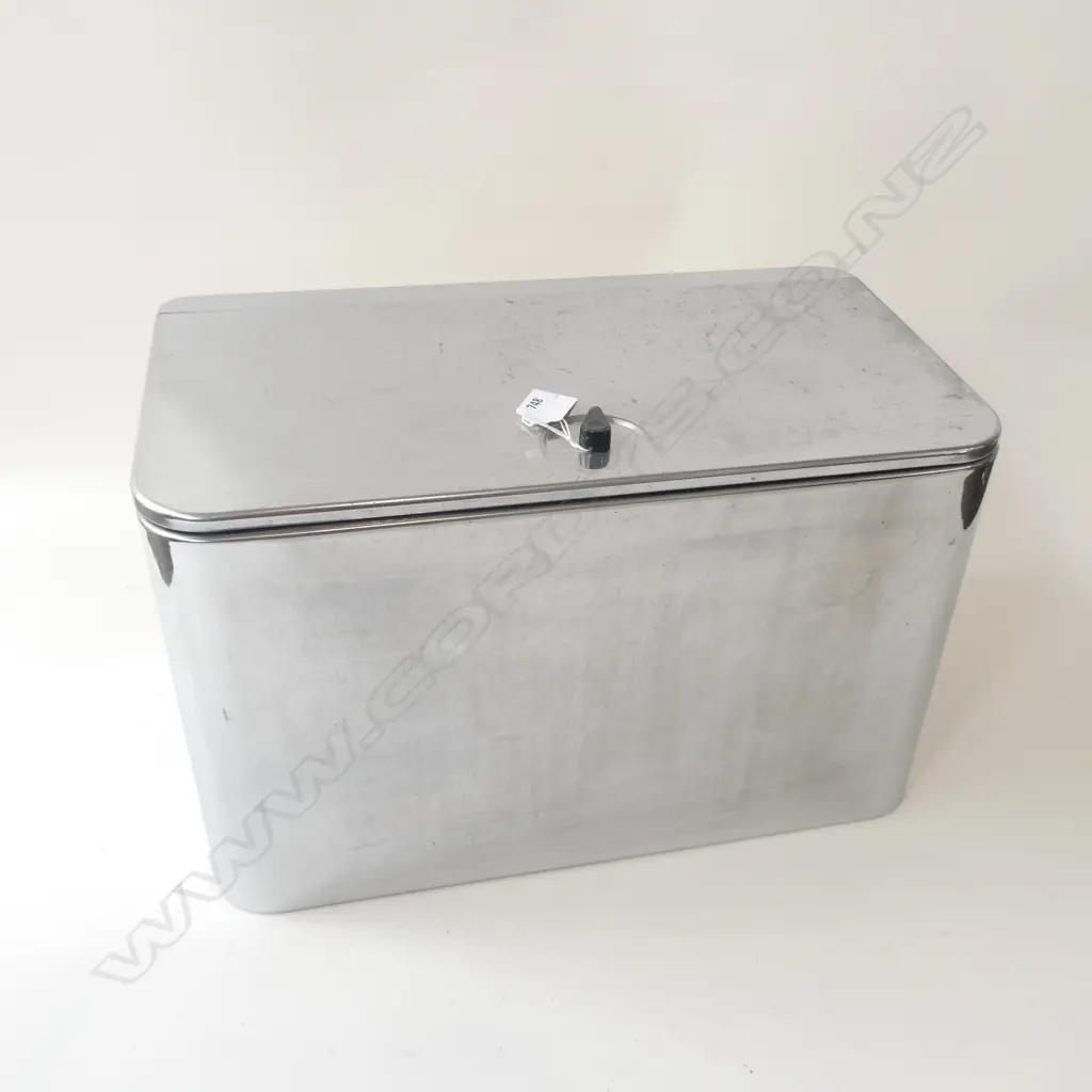RETRO CHROME BREAD BIN L420MM Image 1++