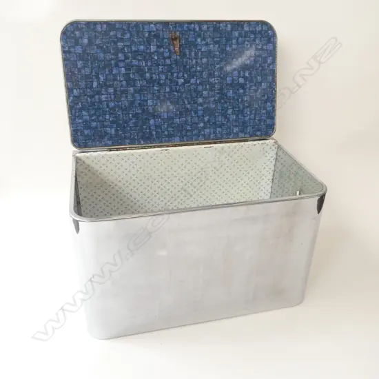 RETRO CHROME BREAD BIN L420MM