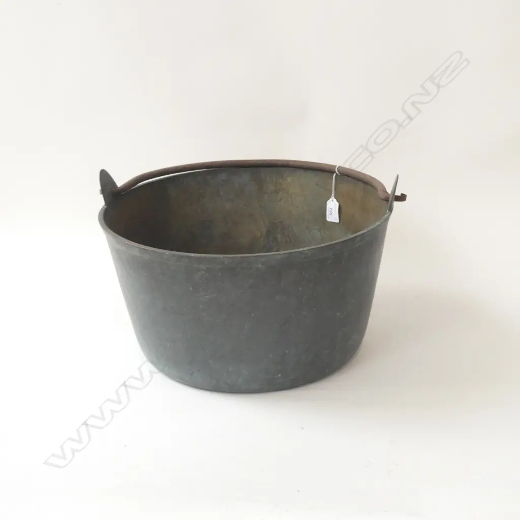 LARGE  BRASS JAM PAN DIA 370MM Image 1++