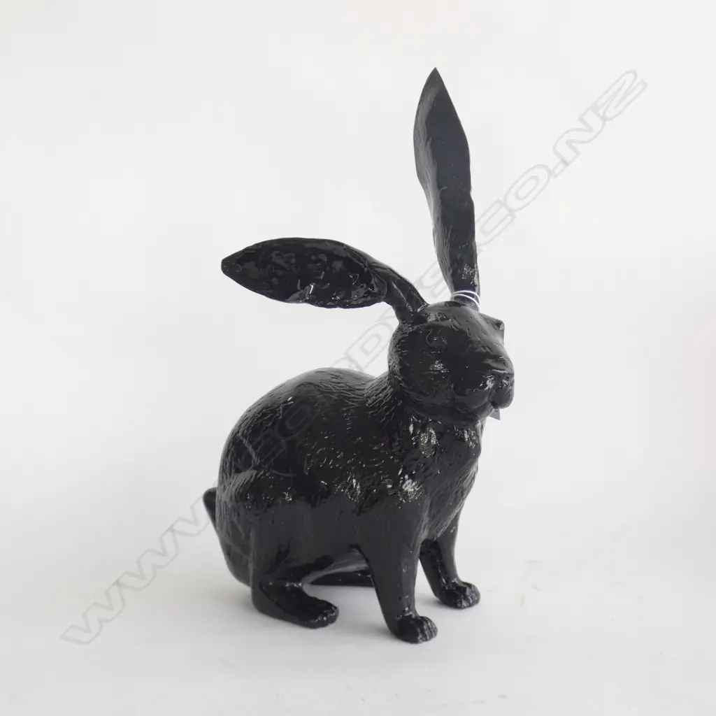 BLACK RESIN HARE RABBIT H.330mm Image 1++