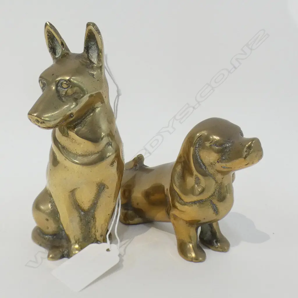 TWO BRASS DOGS H 130MM Image 1++