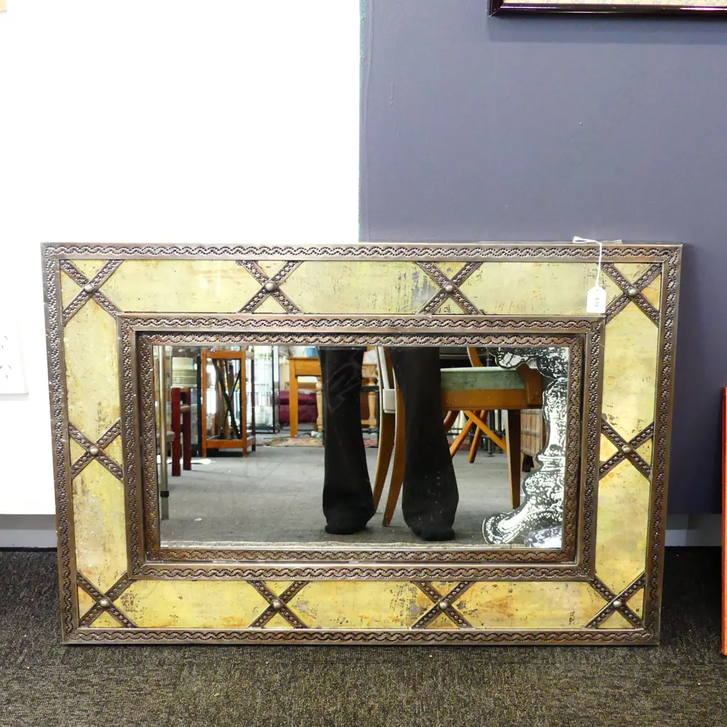 CONTEMPORARY METAL MIRROR 860x575mm Image 1++