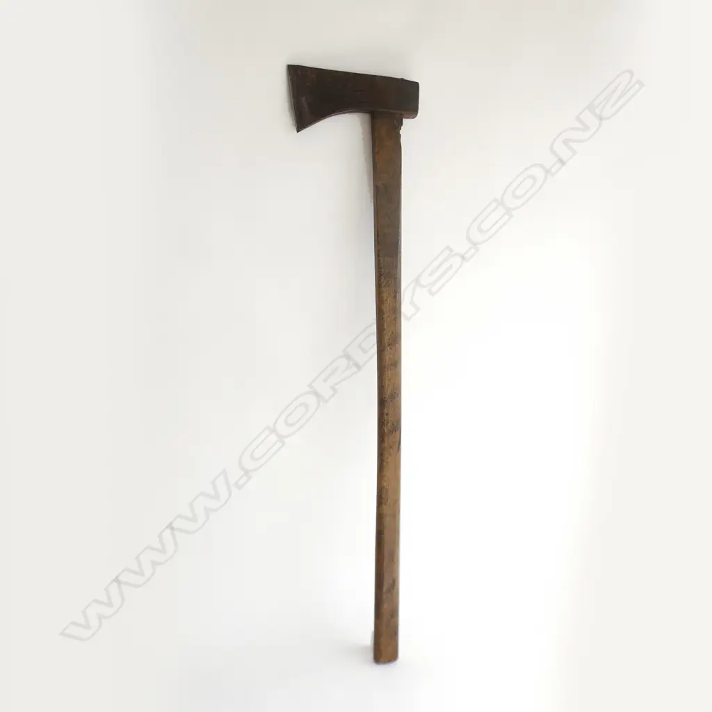 OLD JAPANESE AXE FORGED SHAPED STEEL HEAD. L.970mm Image 1++