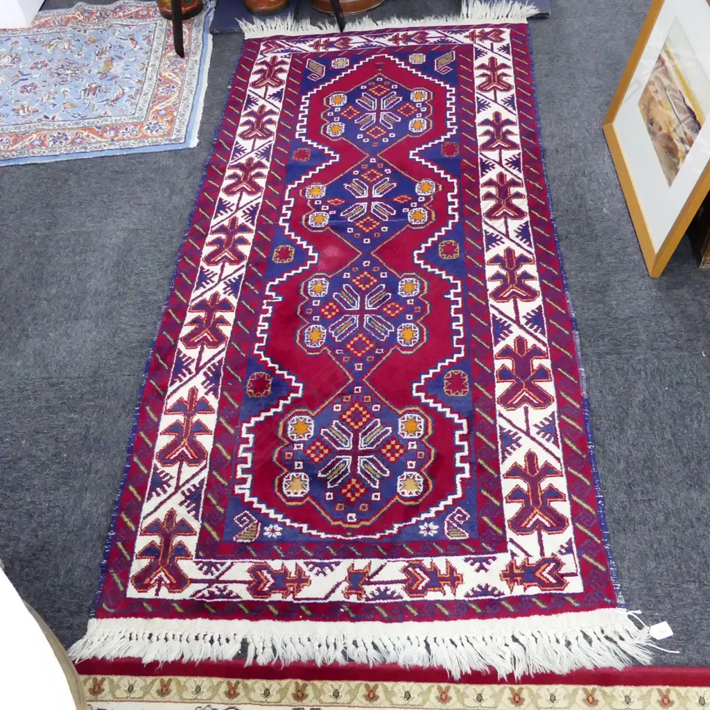 HAND WOVEN KELIM RUG Image 1++