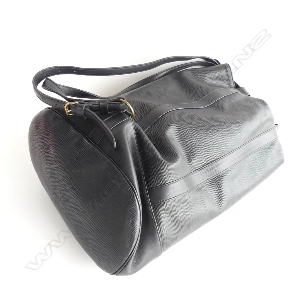 BLACK LOUIS VUITTON RANDONNEE BAG Image 1++