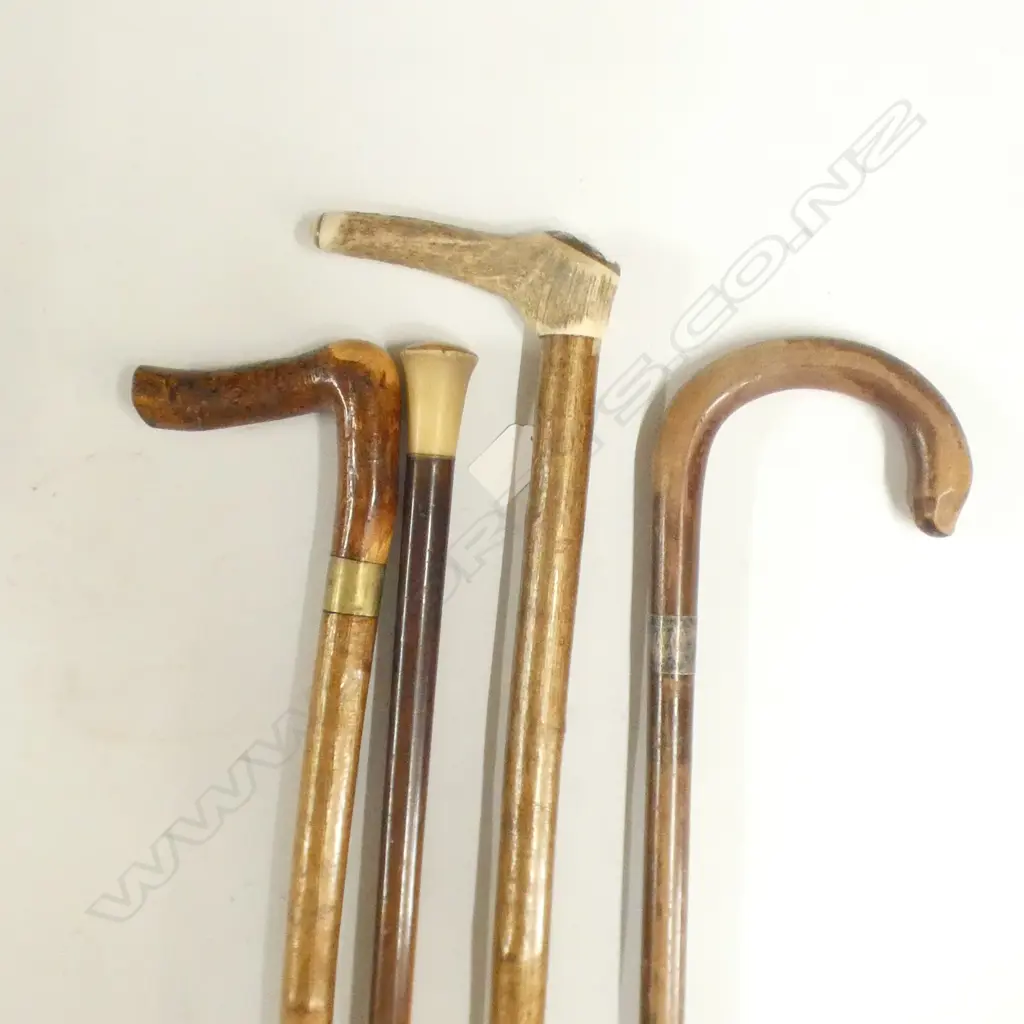 4 WALKING STICKS ANTLER HANDLES 1 WITH SILVER COLLAR Image 1++
