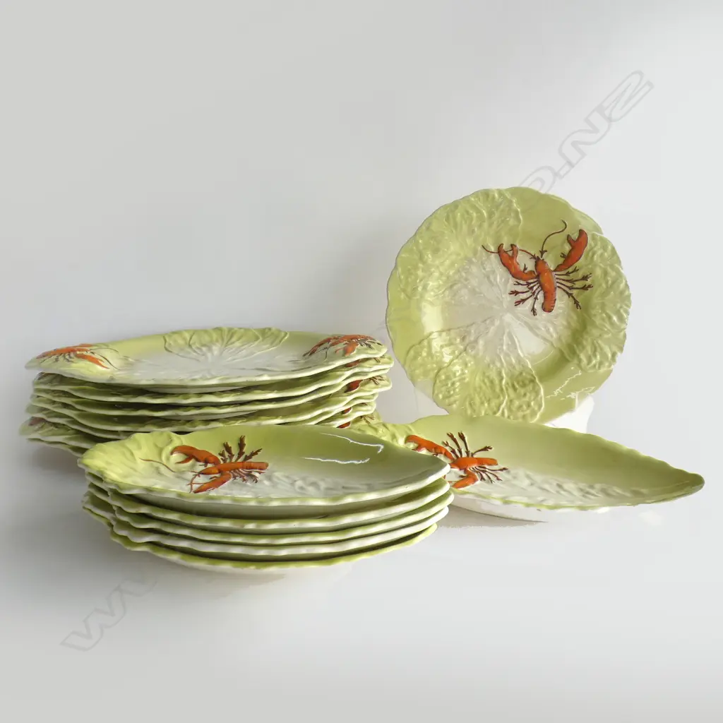 CARLTON WARE LOBSTER PLATES & DISHES; 7 LG OVAL PLATES (L360MM) 6 SM OVAL DISHES (L300MM) & 1 ROUND PLATE (DIA 235MM) Image 1++