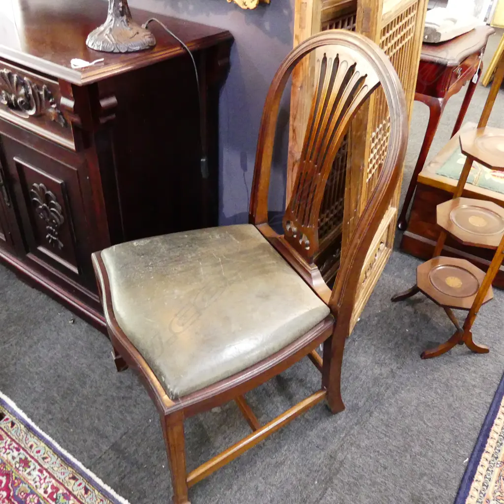 4 HEPPLEWHITE STYLE DINING CHAIRS Image 1++