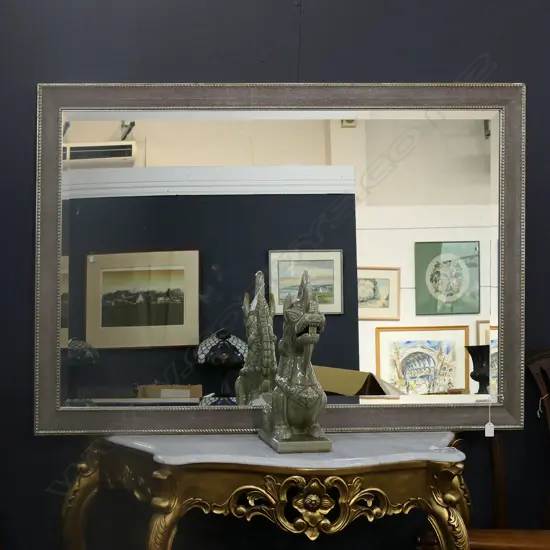 LG ORNATE SILVER GILT FRAMED BEVELLED EDGE MIRROR, 1350 x 885mm