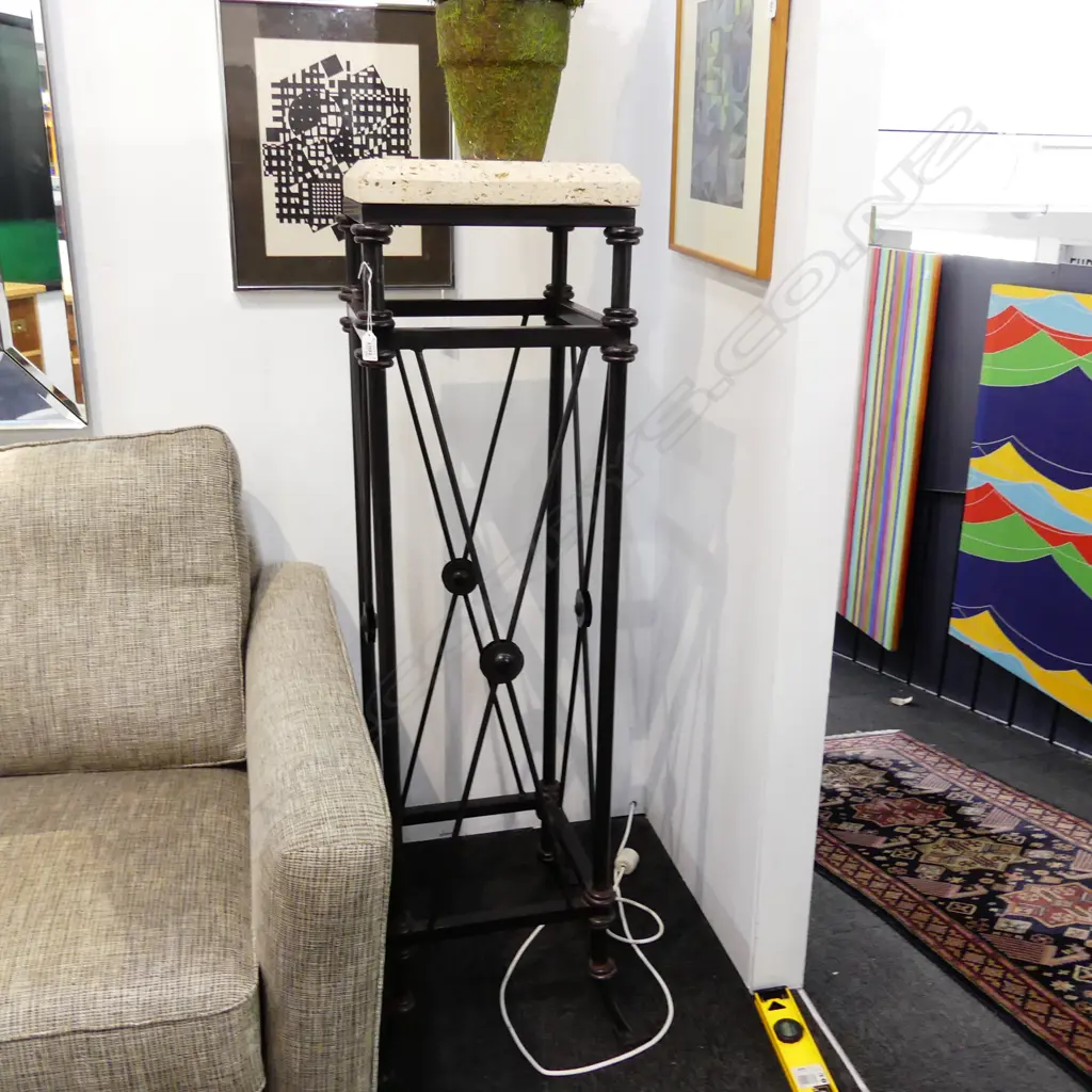 PR BLACK IRON PLINTHS w. SHELL CONCRETE TOPS H.1370mm Image 1++