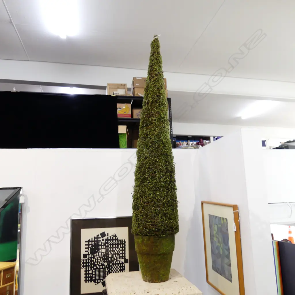 FAUX CONICAL TREE H.1120mm Image 1++