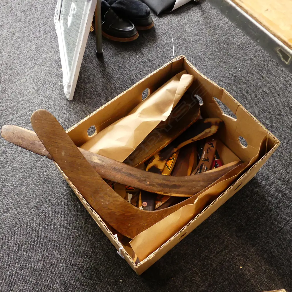 BOX ASST WOODEN BOOMERANGS ETC.. Image 1++