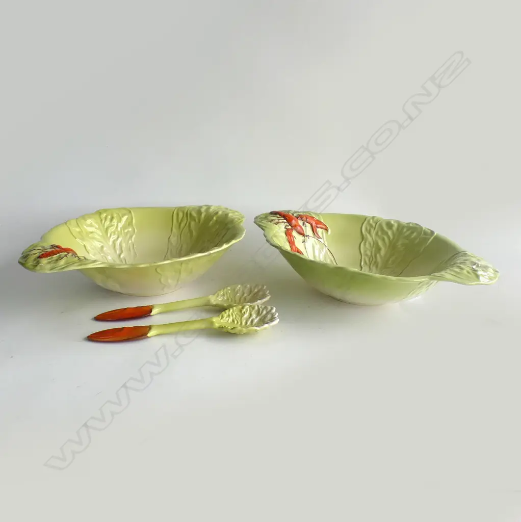 2 LG CARLTON WARE LOBSTER SALAD BOWLS (340 X 240MM) & 1 SET SERVING SPOONS C1950'S Image 1++