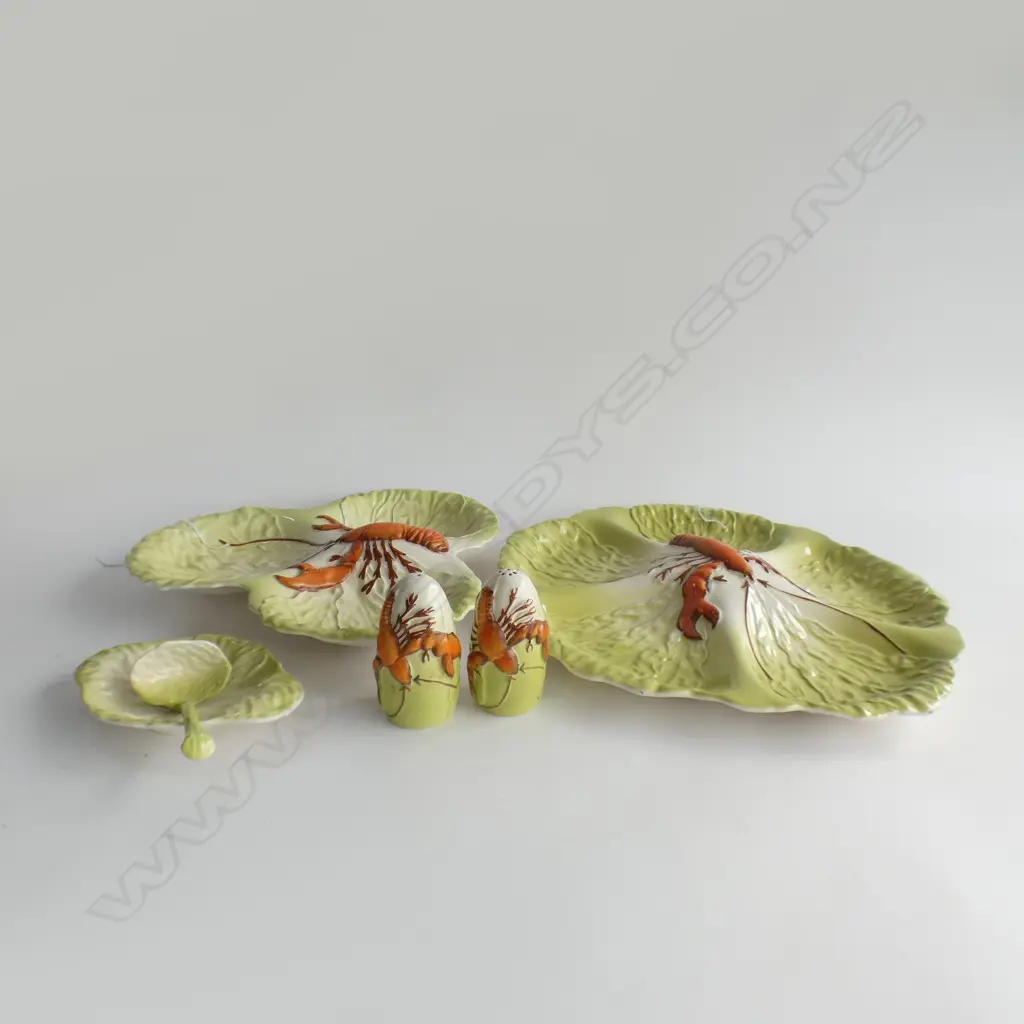 LG CARLTON WARE LOBSTER 5 SECTION PLATTER (DIA 350MM) 3 SECTION DISH (DIA 300MM) S&P SHAKERS + SM SAUCE DISH & LADLE Image 1++