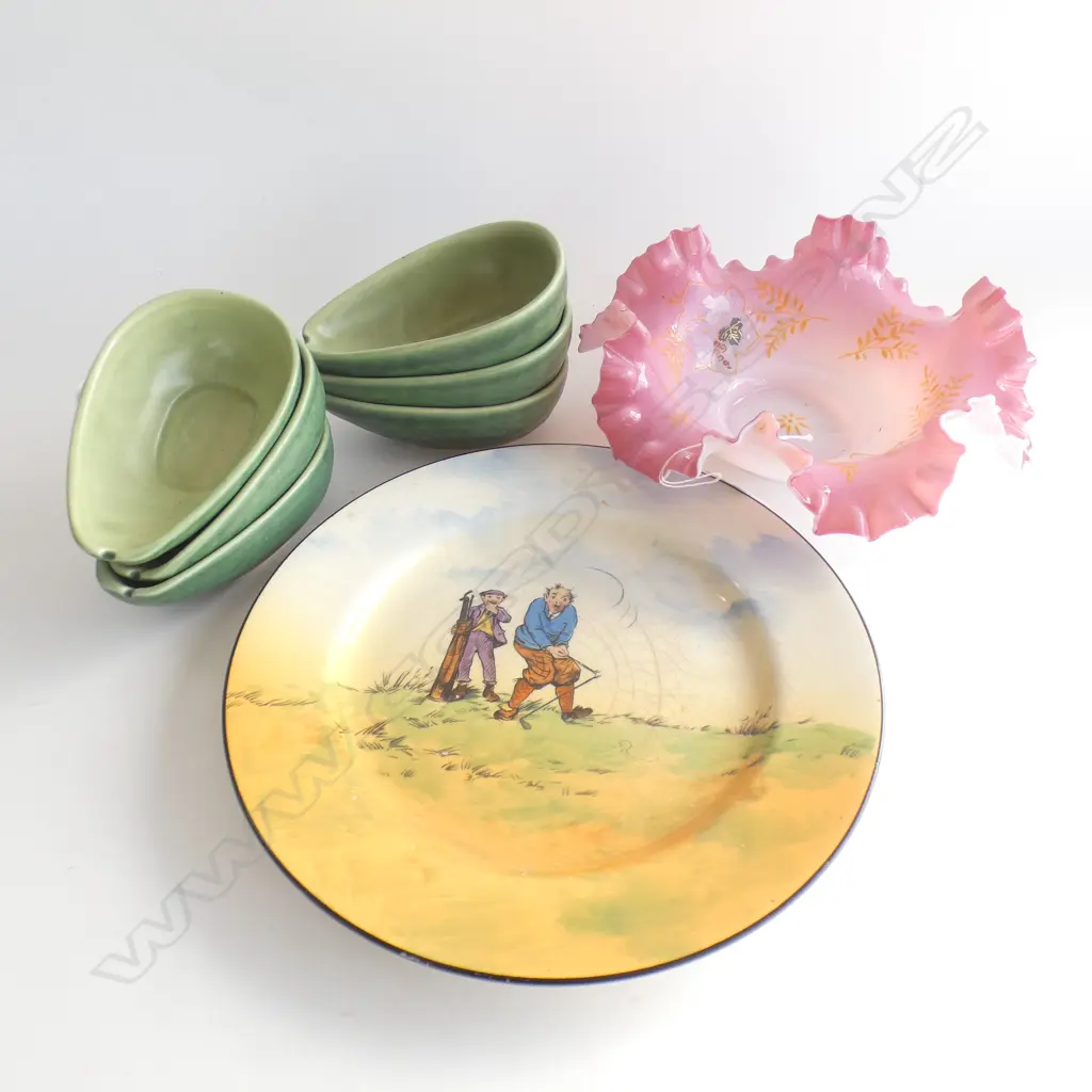 CROWN DUCAL GOLFING PLATE 260mm dia + 6 NZ POTTERY AVOCADO DISHES + PINK VICTORIAN FRILLED GLASS DISH 230mm dia Image 1++