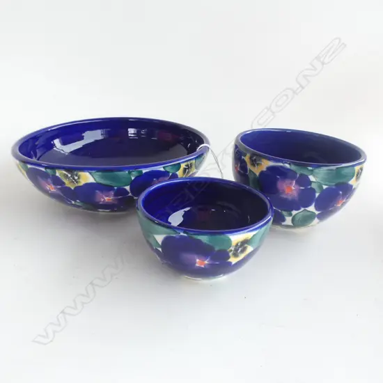 3 x  STUDIO POTTERY BLUE BOWLS SIGNED P WHITE D. 200mm