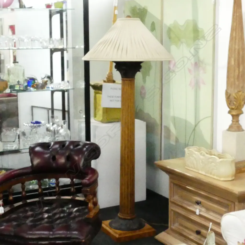 PR PAINTED RESIN COLUMN LAMPS H.1650mm Image 1++