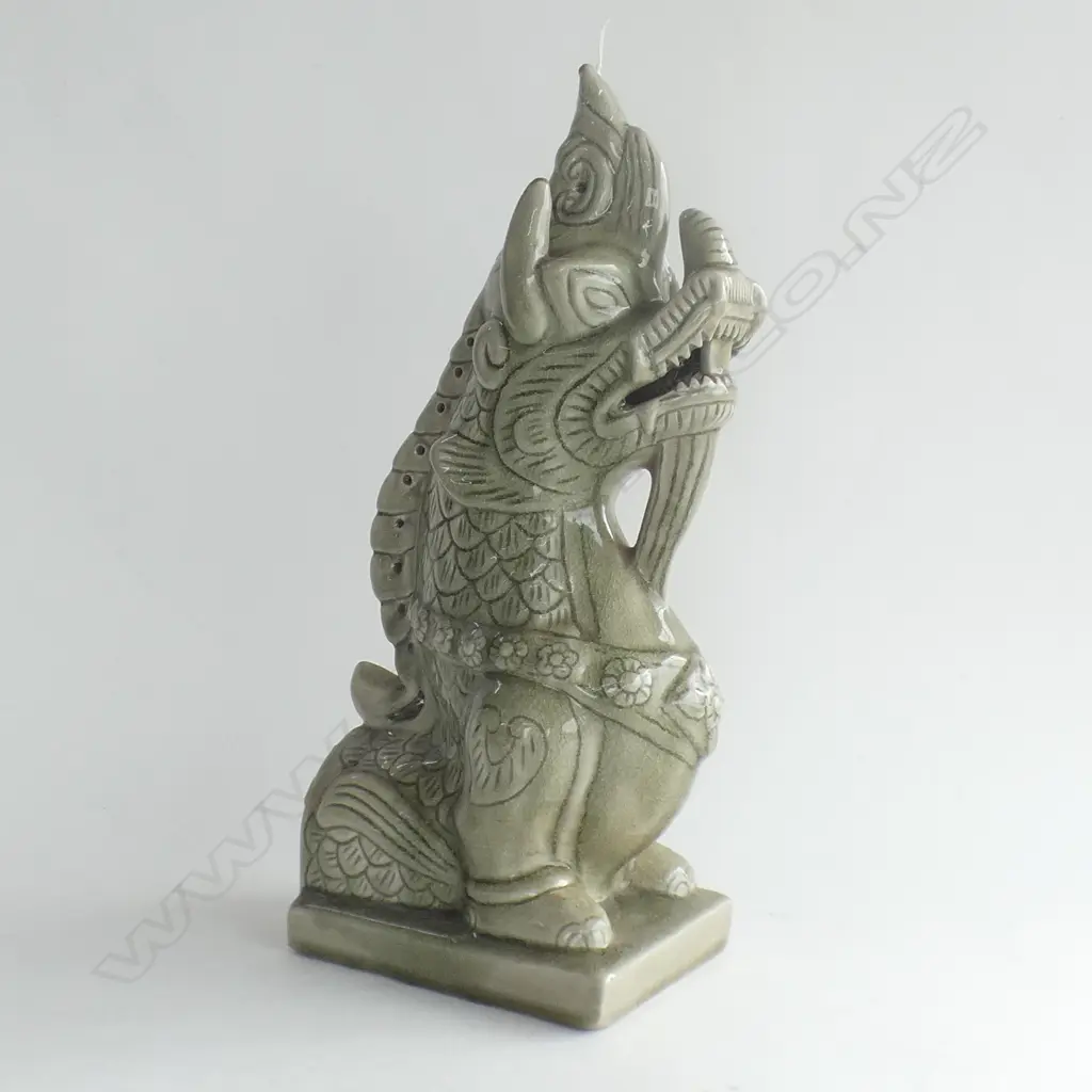 CELADON CERAMIC TEMPLE DOG H.440mm Image 1++