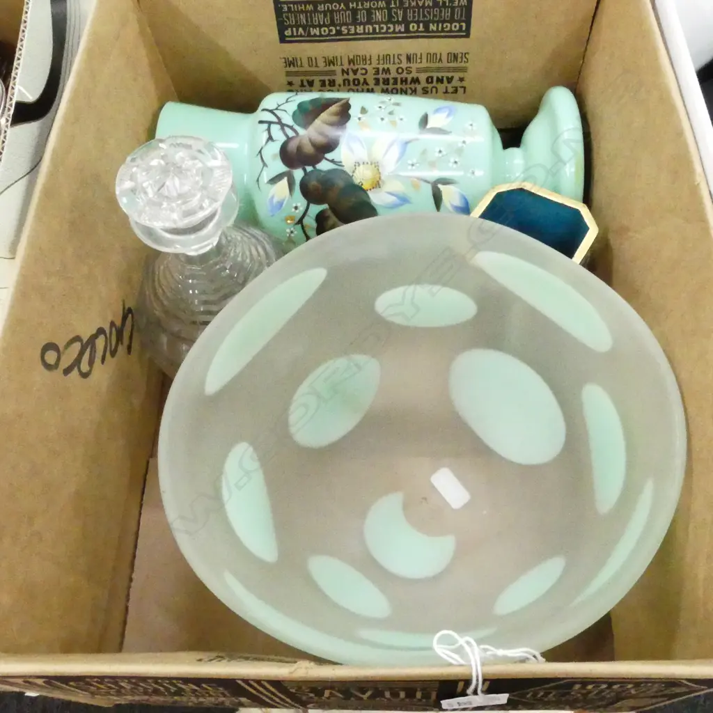 BOX OF 4 ITEMS VICTORIAN GLASS VASE, DECANTER CLOISONNE CONTAINER & GREEN SPOTTED BOWL Image 1++