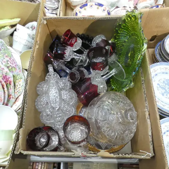BOX LOT VINTAGE PRESSED COLOURED GLASS