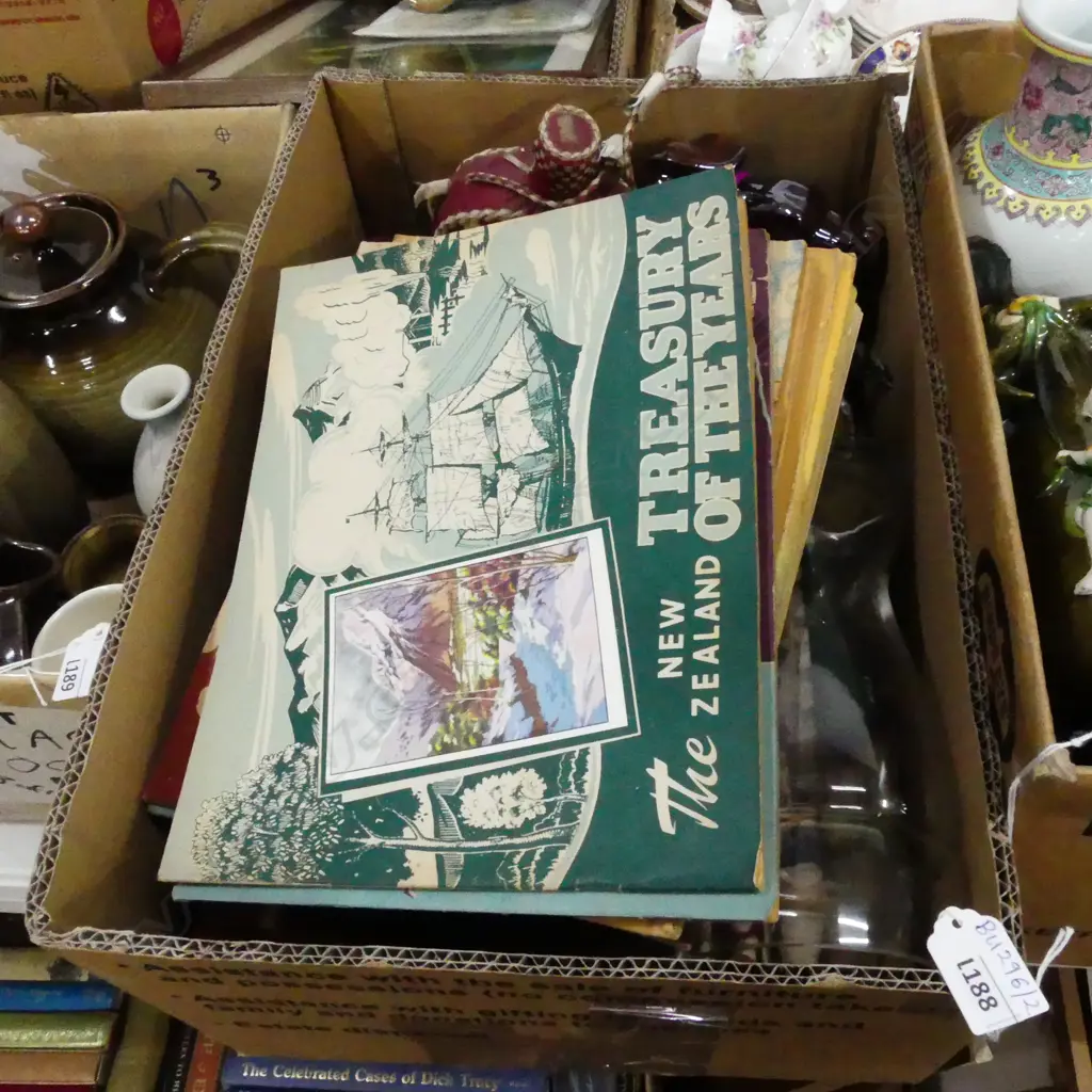 BOX LOT VINTAGE KITCHEN SCALES, MINCERS, BOOKS ETC Image 1++
