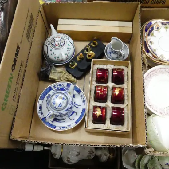 ORIENTAL BOX LOT 