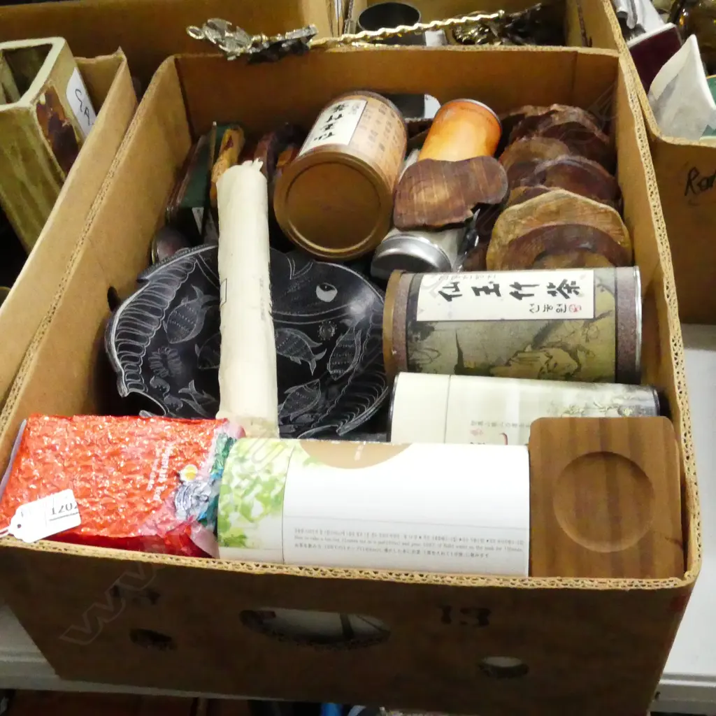 BOX LOT ASIAN TEA, CUTLERY, WOODEN COASTERS ETC Image 1++