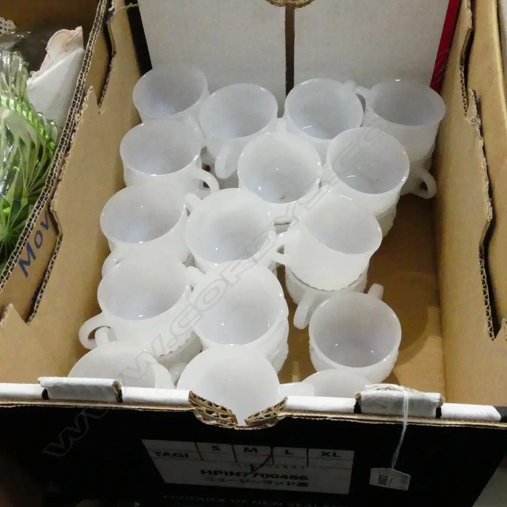 BOX 30 SM MILK GLASS EMBOSSED CUPS  Image 1++
