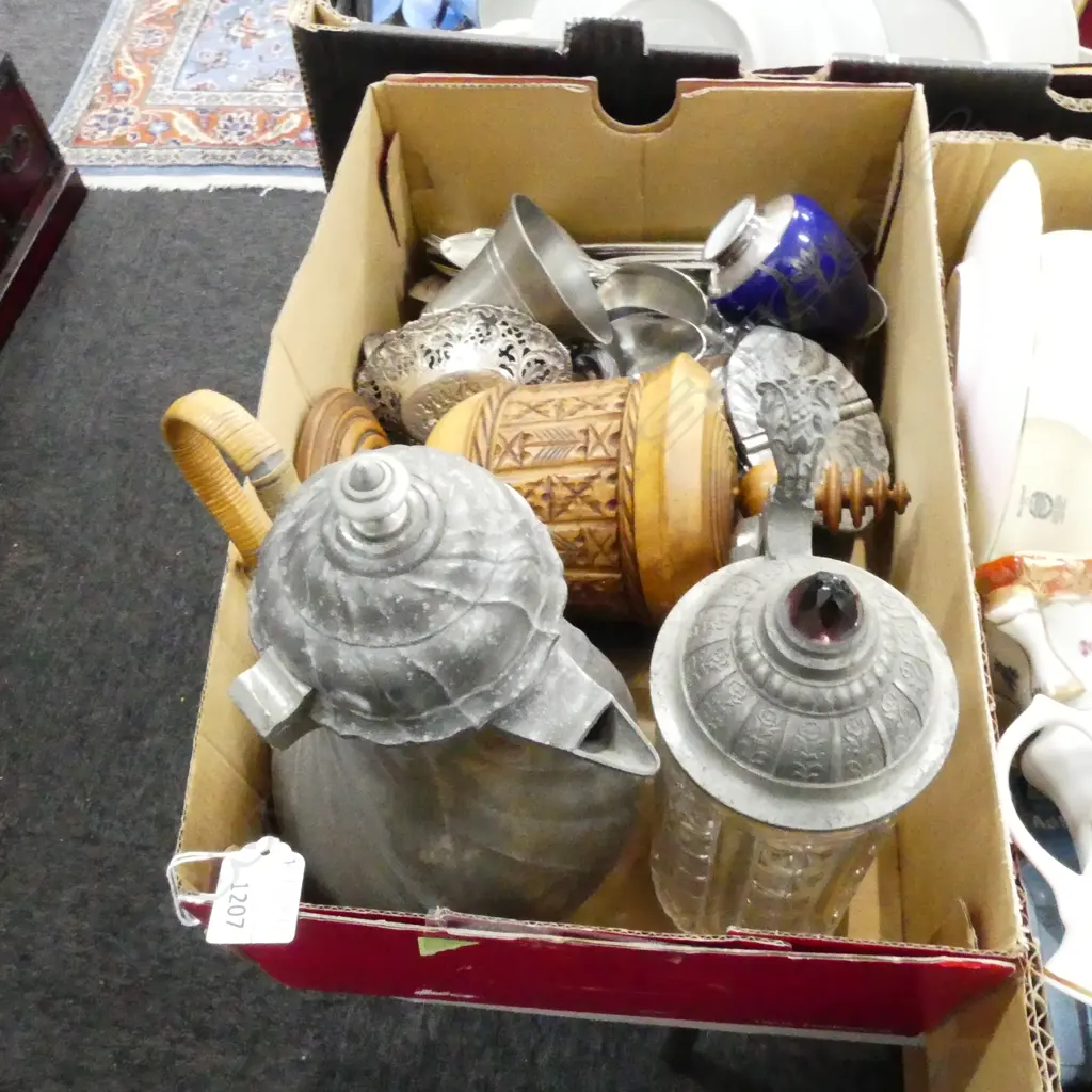BOX LOT SILVER PLATE CUTLERY & PEWTER PCES ETC Image 1++