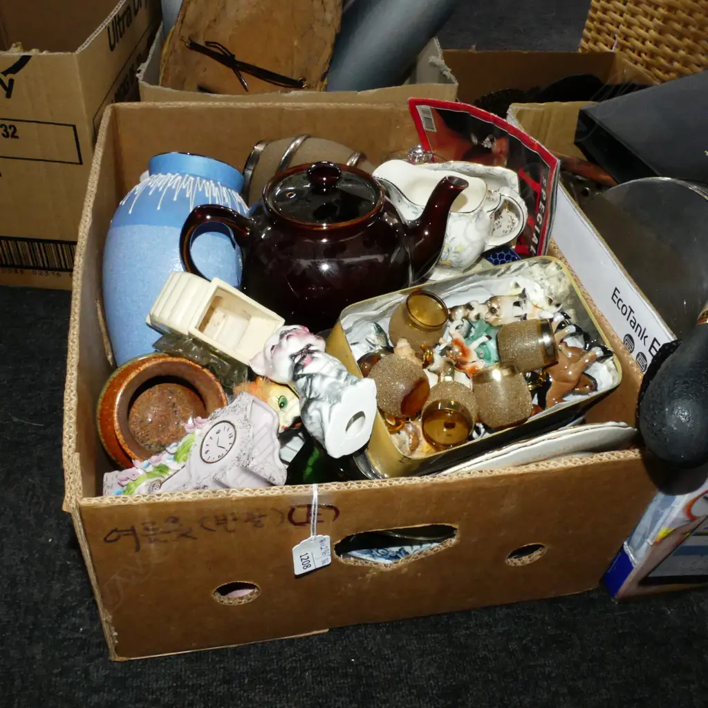 BOX LOT ASST. VINTAGE CHINA / MINIATURE ANIMALS ETC Image 1++