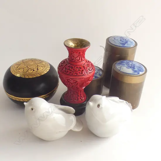 PR CERAMIC BIRDS, CINNABAR STYLE VASE H.125mm, 4 ORIENTAL CONTAINERS