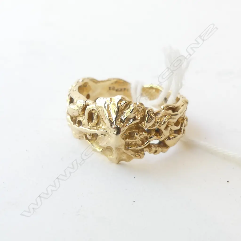 14K GOLD DECORATIVE RING  10.4 GRAMS Image 1++