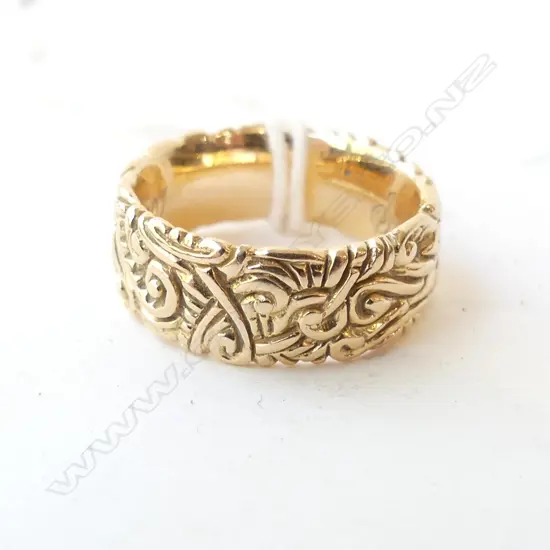 TESTING AS 22 CT SEATTLE OPERA RING 2001.  10.5gms