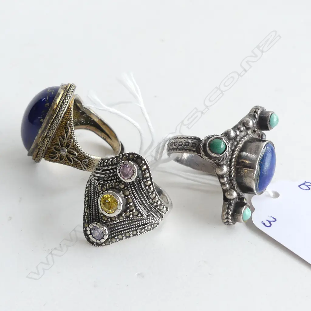 3 925 SILVER AND STONE COSTUME RINGS  Image 1++