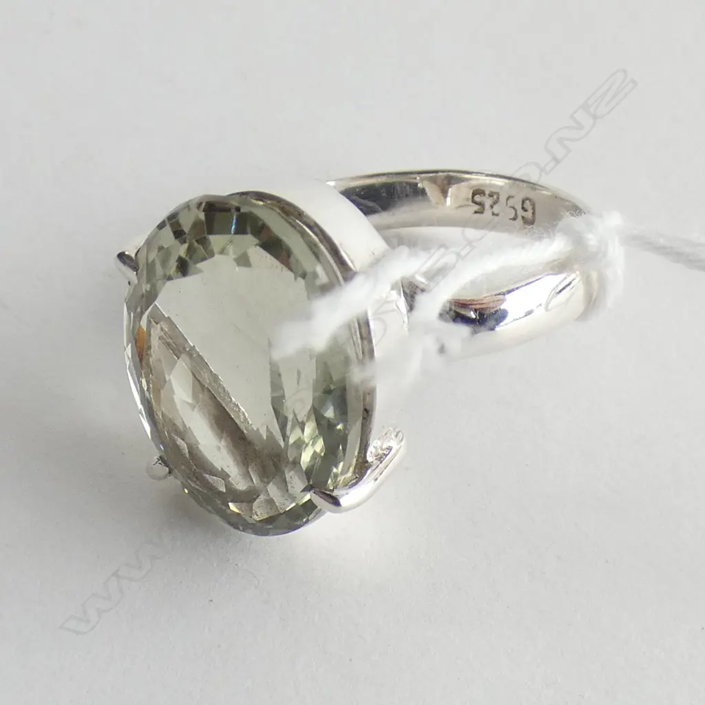 GREEN AMETHYST & 925 SILVER RING Image 1++