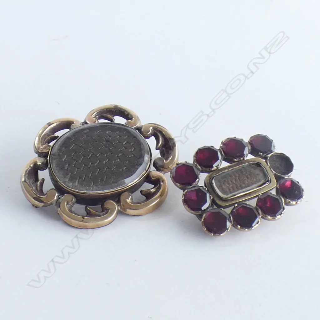 2 ANTIQUE GOLD MOURNING BROOCHES 1 STONE & 1 BAR MISSING Image 1++