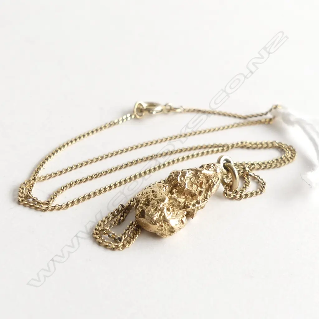 GOLD NUGGET NECKLACE 9CT CHAIN  TOTAL WEIGHT 4.4GMS Image 1++