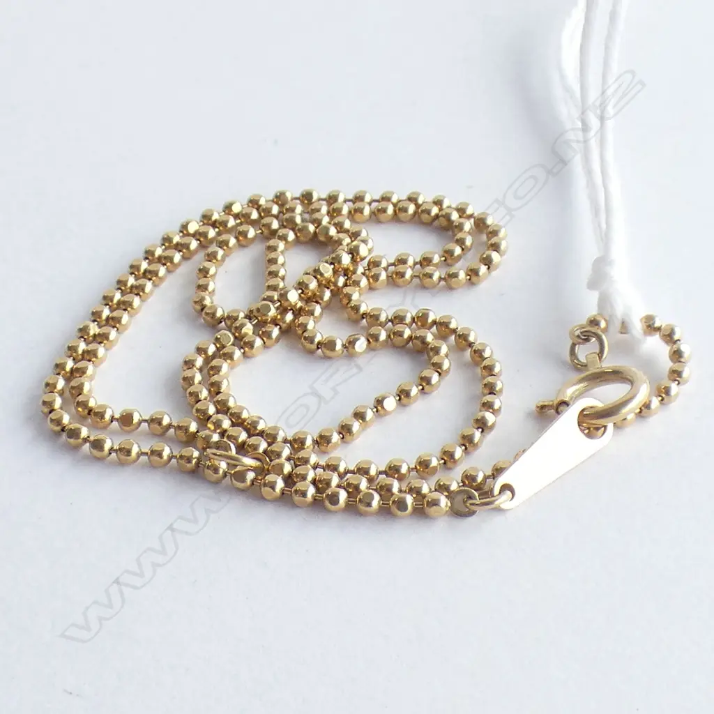 18K NECK CHAIN. L.400mm. 3.7gms Image 1++