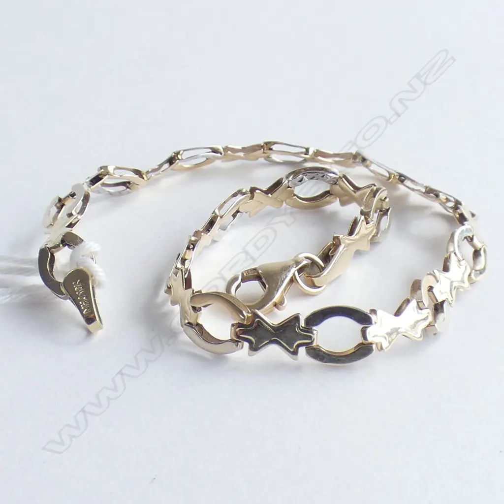 10K GOLD BRACELET 3.1gms Image 1++