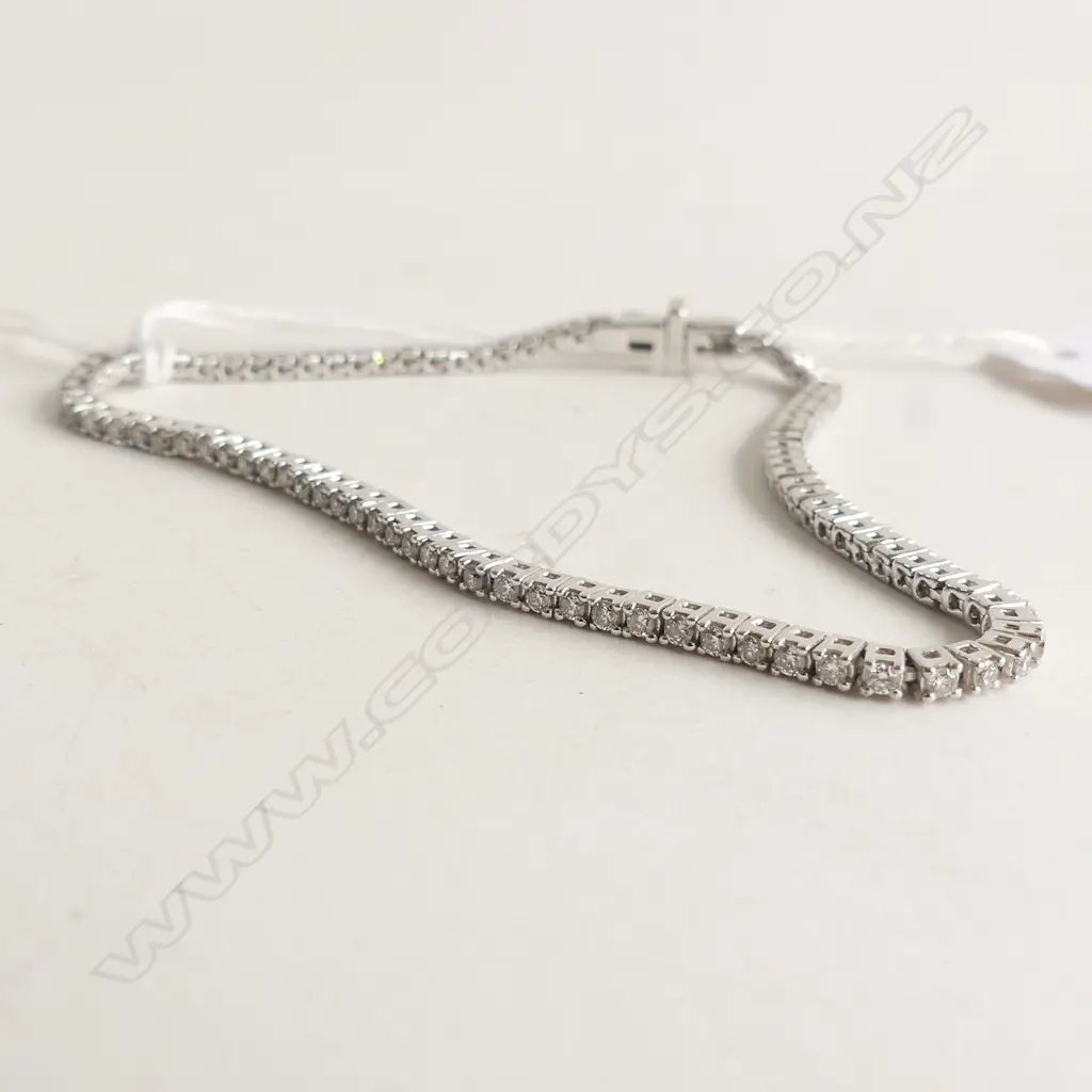 TENNIS BRACELET, 925 SILVER & 94 SYNTHETIC DIAMONDS 6.45 GMS -  WITH VALUATION Image 1++