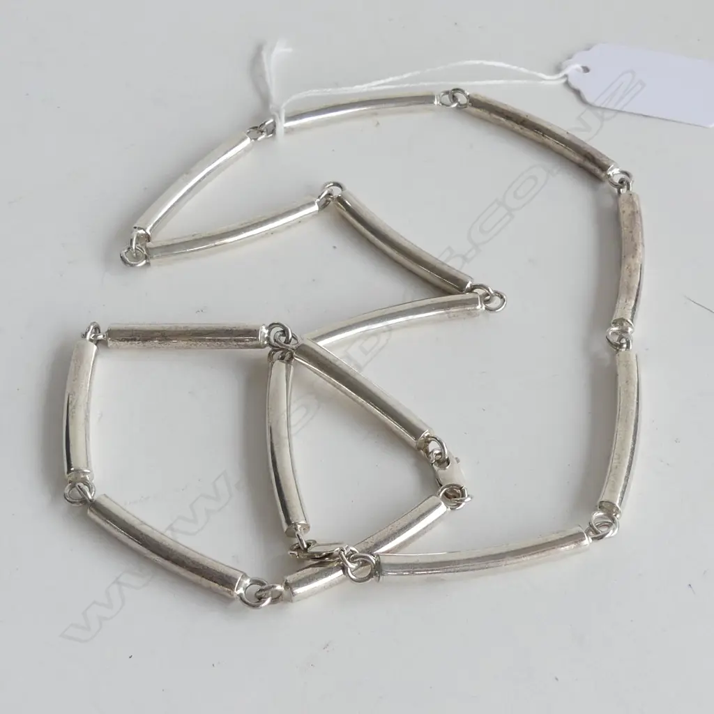 SILVER TONE SOLID LINK CHAIN NECKLACE & BRACELET Image 1++