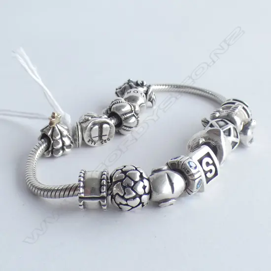 PANDORA SILVER BRACELET WITH MULTIPLE BEADS