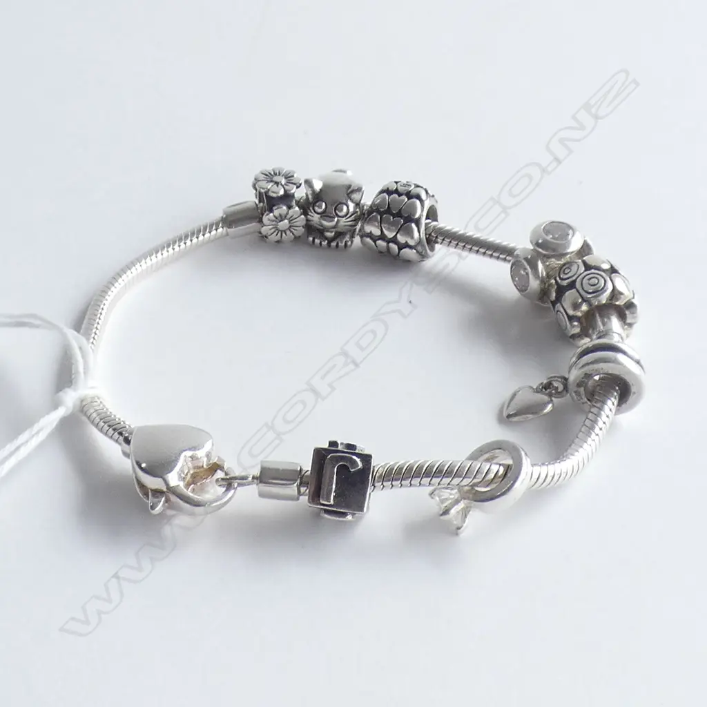 PANDORA ? SILVER BRACELET WITH MULTIPLE BEADS Image 1++