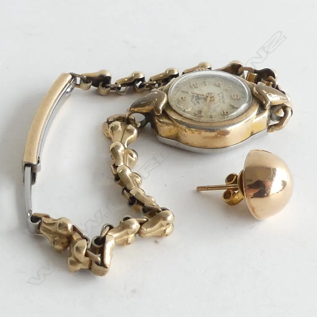 VINTAGE LADIES GOLD WATCH + LG 9CT GOLD STUD EARRING Image 1++