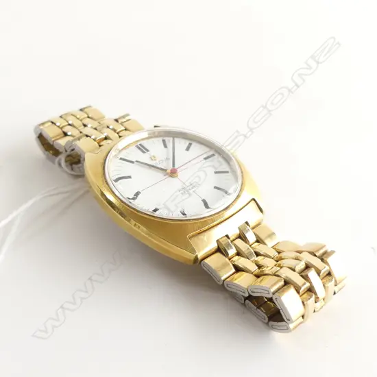 VINTAGE BULOVA GENTS GOLD PLATE MECHANICAL WRISTWATCH RUNNING  **RTV**